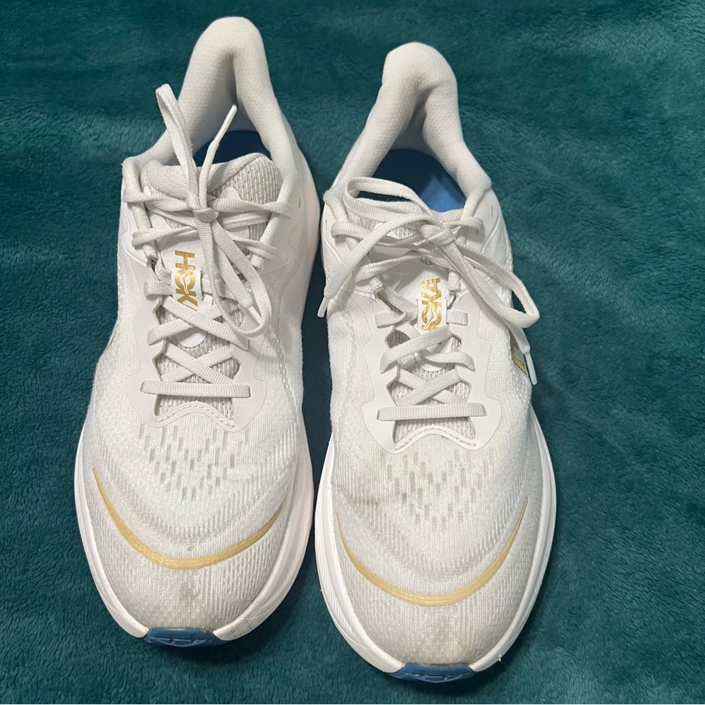Hoka Skyflow White and Gold Athletic Shoes Size 12D